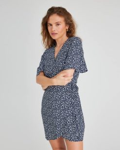 Bik Bok dw henriette mitu Riietus V00P65