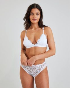 Bik Bok igavesti lühike valge Riietus V00P479