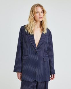 Bik Bok ob biggie tumesinine Riietus V00P142