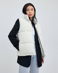 Bik Bok oj enna valkjas Riietus V00P304